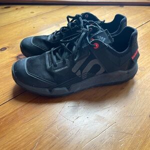 Adidas 5 Youth Black MTB Shoes